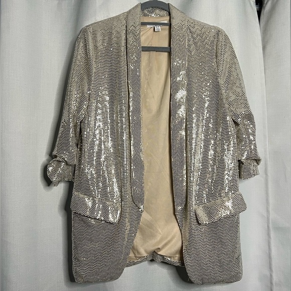 C by One Silver Sequined 3/4 Sleeve Long Line Blazer XS - Picture 10 of 10